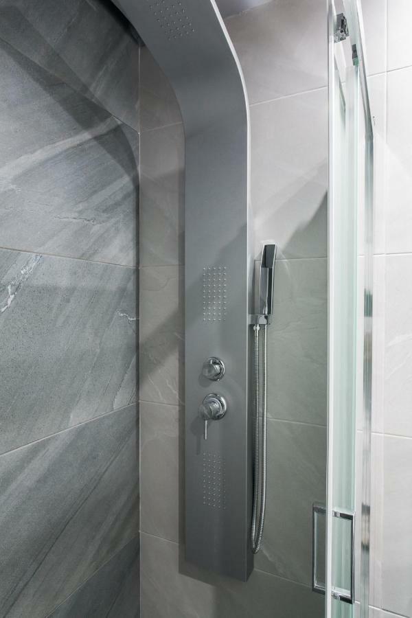 Urban & Cozy 1Bd Apartment In Ampelokipoi Area By Upstreet アテネ エクステリア 写真